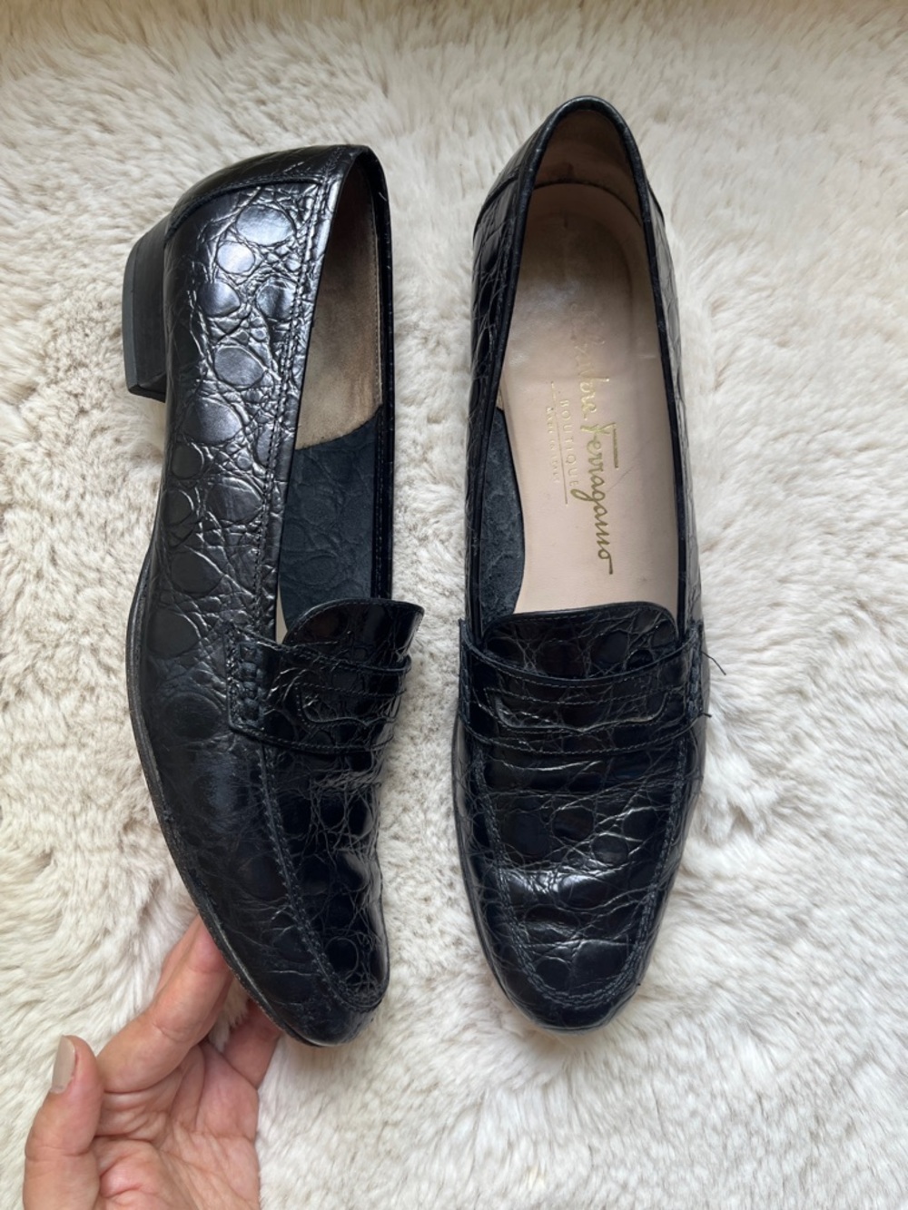 Salvatore Ferragamo Black Croc-Embossed Leather Loafers 7.5